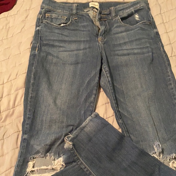 Sneak peek distressed mid rise jeans - Picture 1 of 2